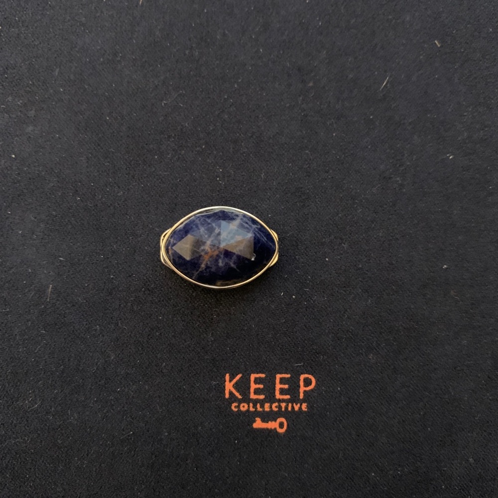 KEEP Collective Intuition stone in sodalite / silver
